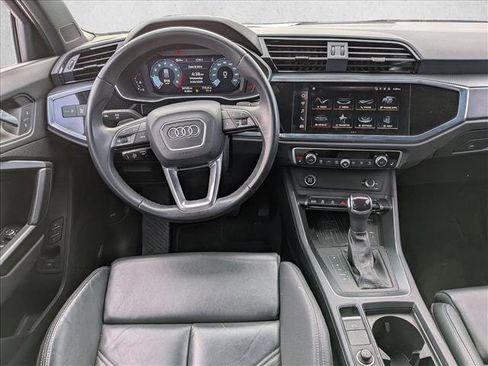 Used 2023 Audi Q3 2.0T Premium Plus image 14