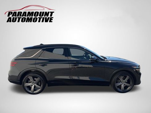 Used 2025 Genesis GV70 3.5T Sport w/ Sport Prestige Package AWD/4WD image 7