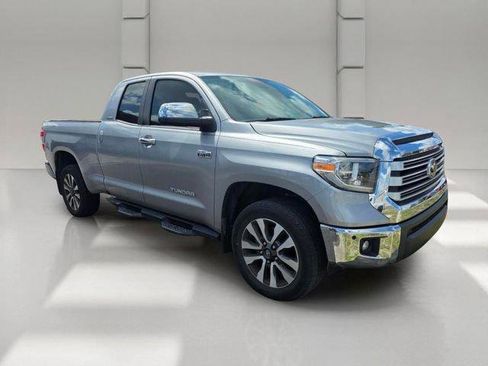 Used 2021 Toyota Tundra Limited w/ Limited Premium Package AWD/4WD image 3