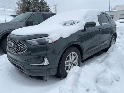 Used 2024 Ford Edge SEL w/ Convenience Package