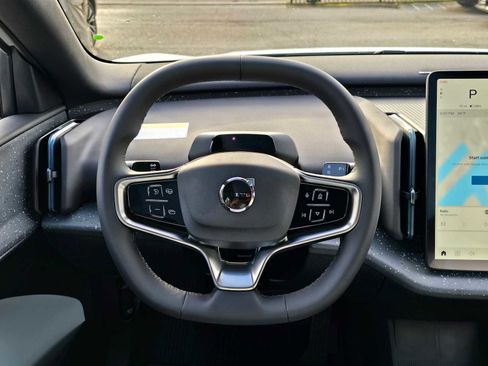 New 2026 Volvo EX30 Ultra w/ Protection Package AWD/4WD image 19
