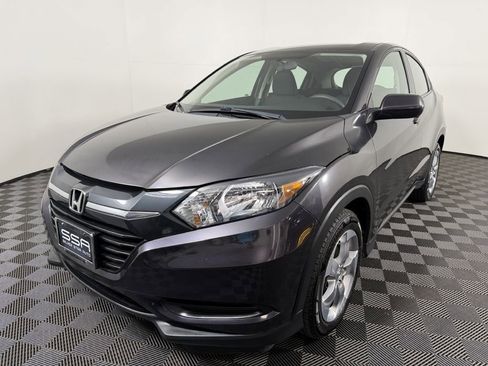 Used 2018 Honda HR-V LX image 1