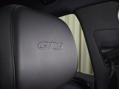 Used 2021 Porsche Macan GTS image 38