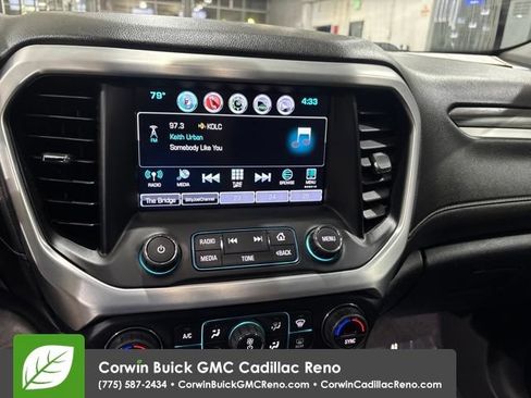 Used 2019 GMC Acadia SLT AWD/4WD image 22