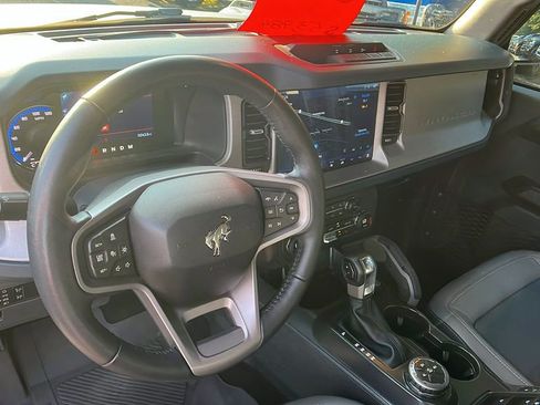 Used 2024 Ford Bronco Outer Banks image 22