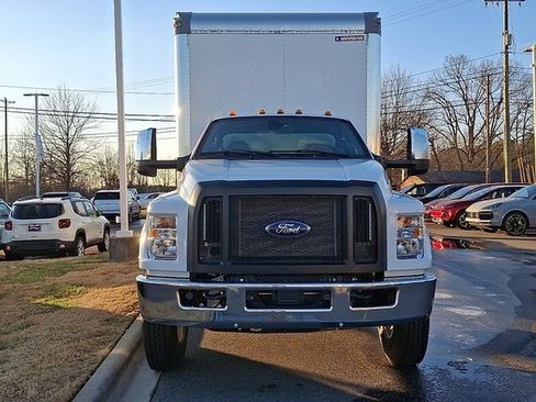 Used 2023 Ford F650 2WD Regular Cab Super Duty image 2