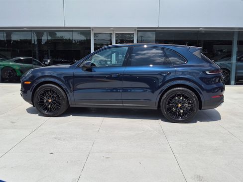 New 2026 Porsche Cayenne AWD/4WD image 2