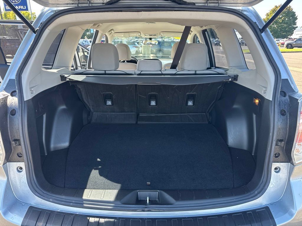 Used 2017 Subaru Forester 2.5i w/ Protection Package #1 AWD/4WD image 12