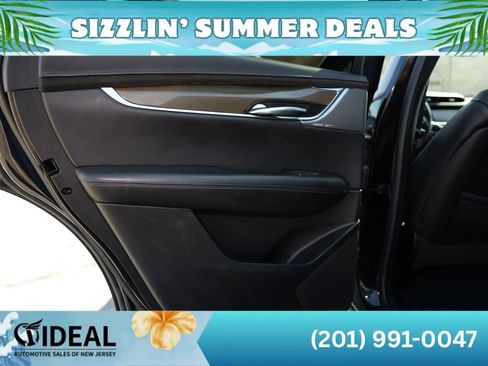 Used 2020 Cadillac XT5 Premium Luxury w/ Platinum Package AWD/4WD image 28