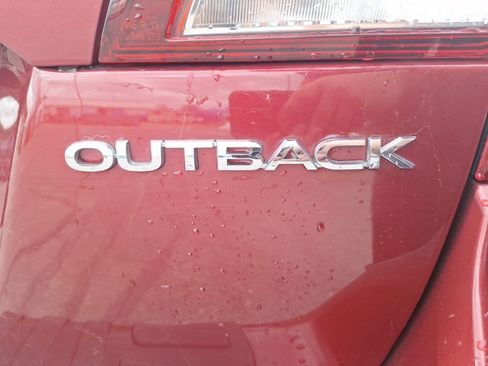 Used 2017 Subaru Outback 2.5i Limited image 31