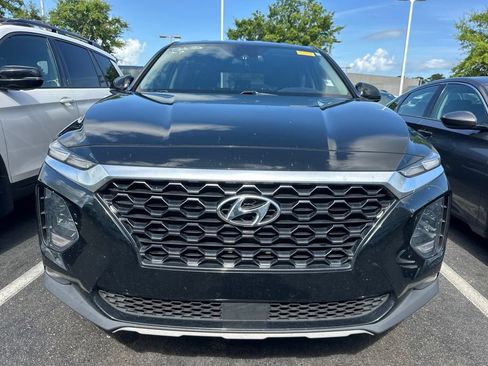 Used 2020 Hyundai Santa Fe SEL FWD image 2