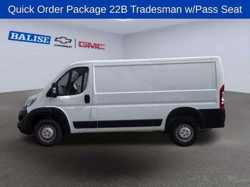 Used 2025 RAM ProMaster 2500 w/ Convenience Group FWD image 6