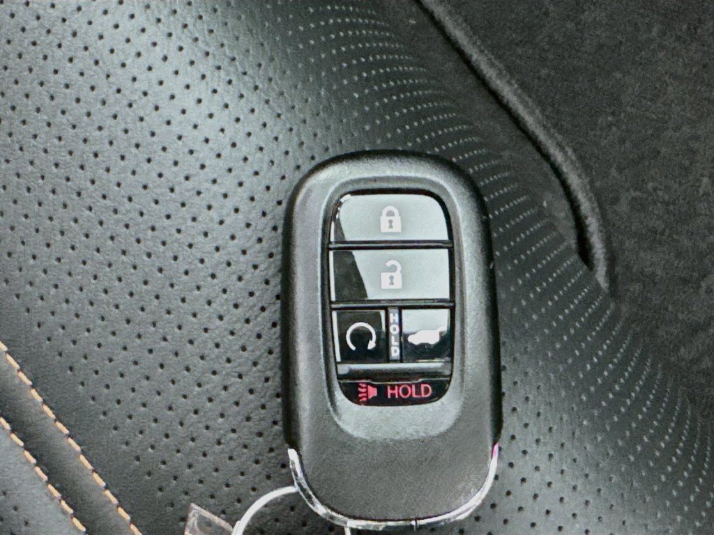 Used 2025 Honda CR-V Sport-L image 38