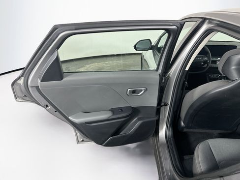 Used 2025 Kia K4 LXS FWD image 25