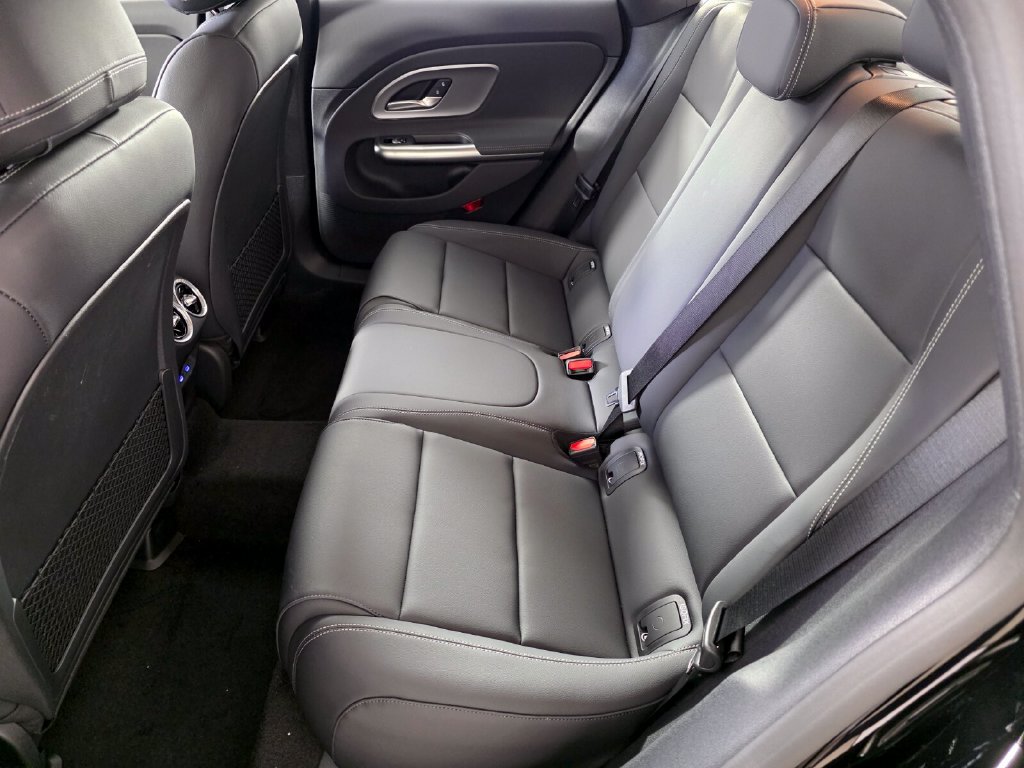 New 2027 Mercedes-Benz CLA 220 image 11