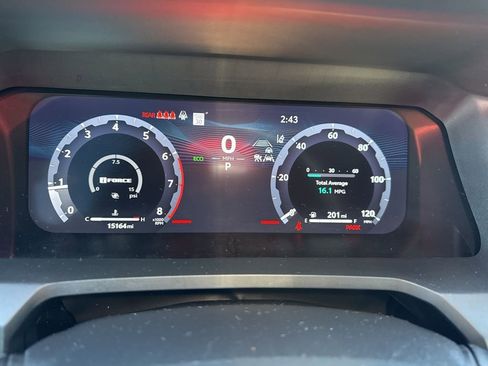 Used 2024 Toyota Tacoma TRD Off-Road w/ TRD Off Road Upgrade Package image 32