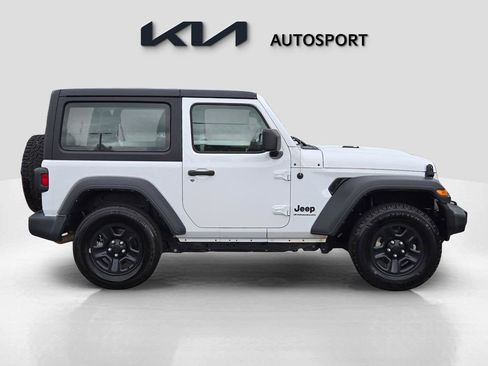 Used 2023 Jeep Wrangler Sport image 6