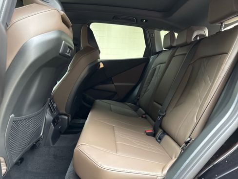 Used 2025 BMW X3 xDrive30i w/ Convenience Package image 16