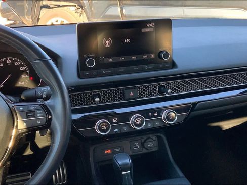 Used 2022 Honda Civic Sport image 6