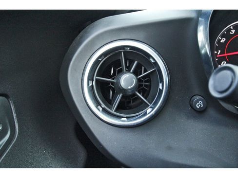 Used 2017 Chevrolet Camaro LT RWD image 22
