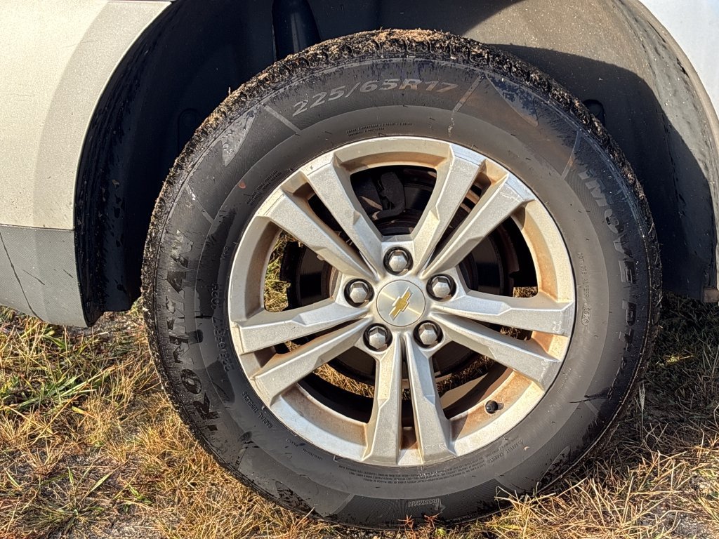 Used 2013 Chevrolet Equinox LT FWD image 12