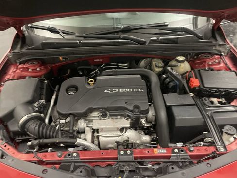 Used 2016 Chevrolet Malibu LT FWD image 23