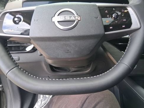 Certified 2026 Nissan Murano Platinum AWD/4WD image 12