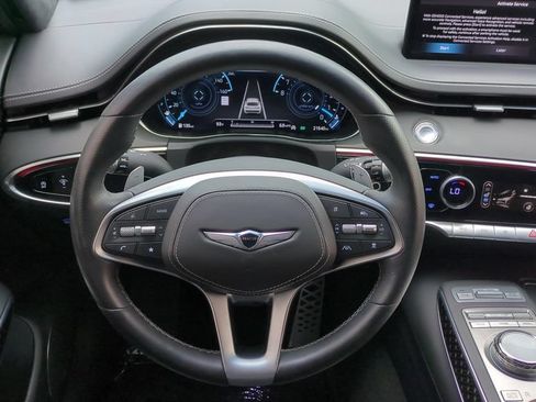 Used 2024 Genesis GV70 3.5T Sport w/ Sport Prestige Package AWD/4WD image 15