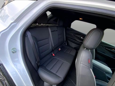 Used 2023 Chevrolet TrailBlazer RS w/ Sun and Liftgate Package FWD image 17