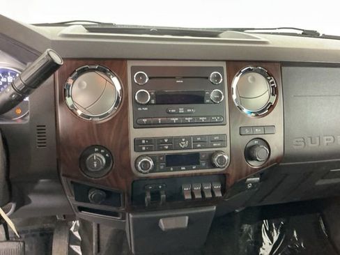 Used 2011 Ford F350 Lariat w/ Chrome Pkg image 18