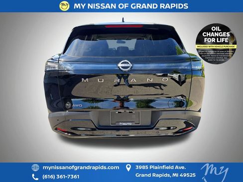 Used 2025 Nissan Murano SV AWD/4WD image 7