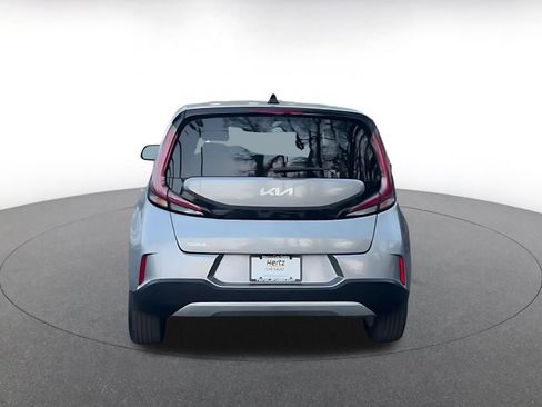 Used 2025 Kia Soul LX w/ LX Technology Package image 12