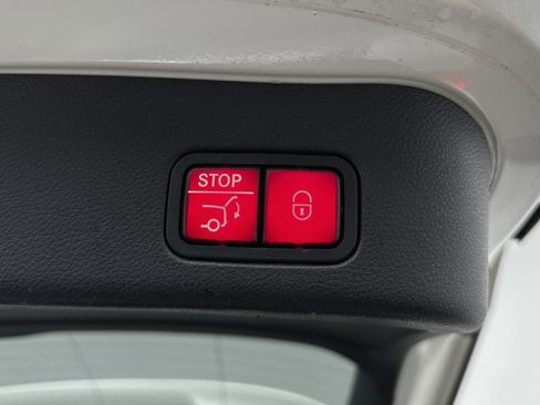 Used 2017 Mercedes-Benz GLE 43 AMG 4MATIC image 36