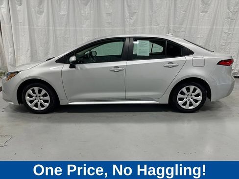 Used 2026 Toyota Corolla LE FWD image 4