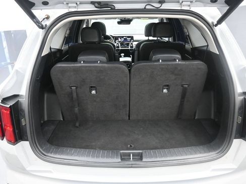 Used 2023 Kia Sorento SX AWD/4WD image 23
