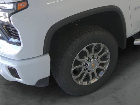 New 2026 Chevrolet Silverado 2500 LT w/ Z71 Chrome Sport Edition AWD/4WD image 7