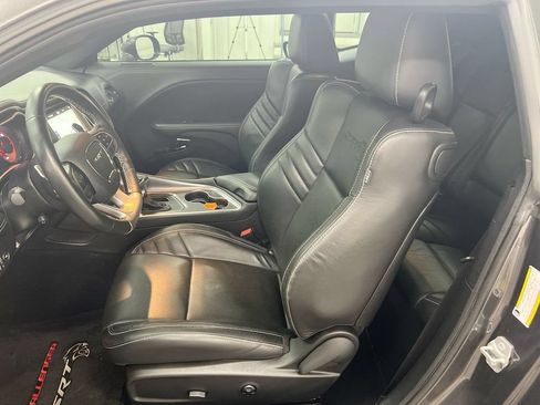 Used 2022 Dodge Challenger SRT Hellcat Redeye RWD image 21