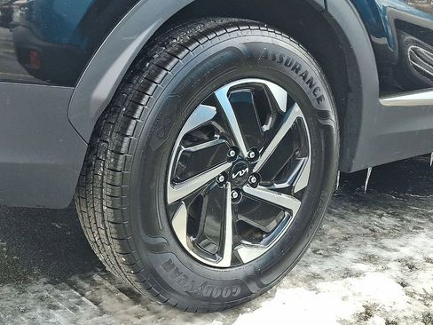 Used 2023 Kia Sportage LX image 18