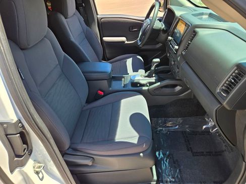 Used 2022 Nissan Frontier S w/ Technology Package RWD image 13