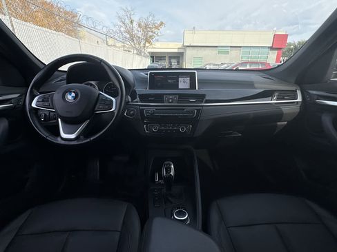 Used 2021 BMW X1 sDrive28i w/ Premium Package image 9