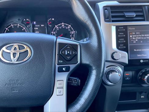 Used 2024 Toyota 4Runner SR5 Premium image 24