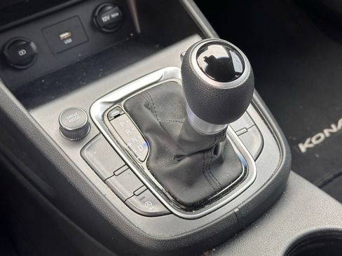 Used 2022 Hyundai Kona SE w/ Cargo Package image 34