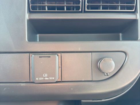 New 2025 Chevrolet Express 2500 image 23