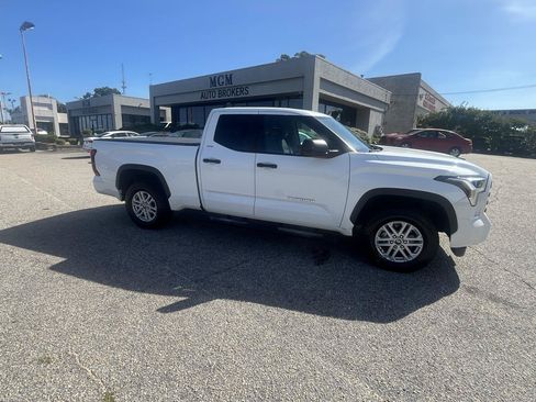 Used 2022 Toyota Tundra SR5 AWD/4WD image 24