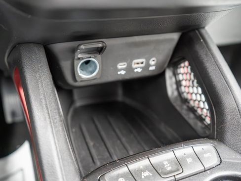 Used 2022 Chevrolet TrailBlazer RS w/ Convenience Package image 28