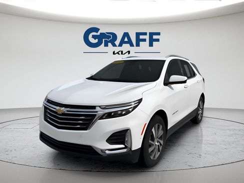Used 2022 Chevrolet Equinox Premier AWD/4WD image 1