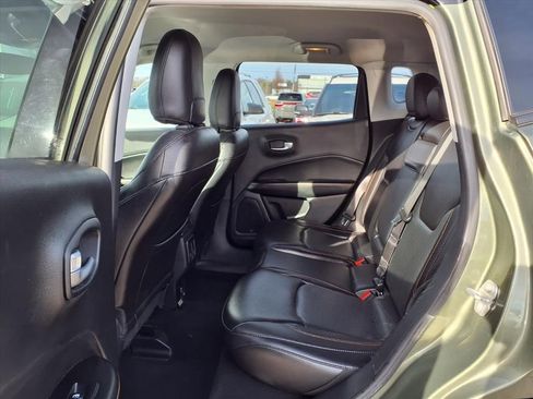 Used 2018 Jeep Compass Limited image 11