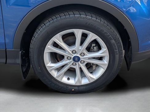 Used 2019 Ford Escape SEL image 10