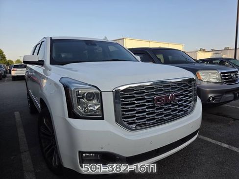 Used 2019 GMC Yukon Denali w/ Denali Ultimate Package AWD/4WD image 5