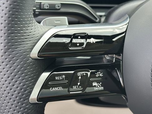 New 2026 Mercedes-Benz GLS 450 4MATIC image 29